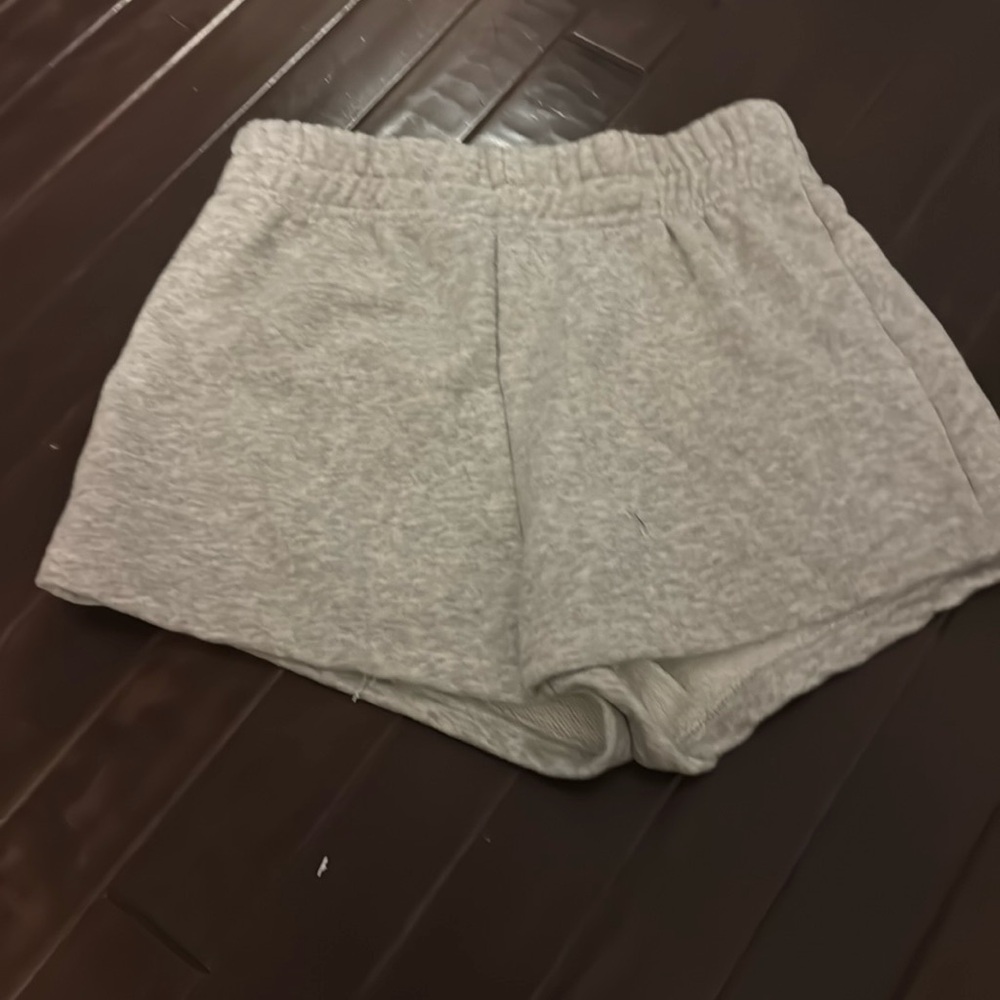 Very comfy gray sweat shorts
